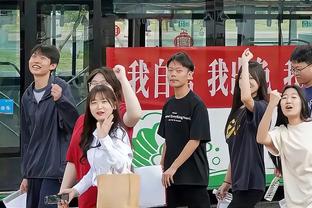 布朗尼：要感谢家人、教练和队友 感谢你们伴我走过这段艰难时光